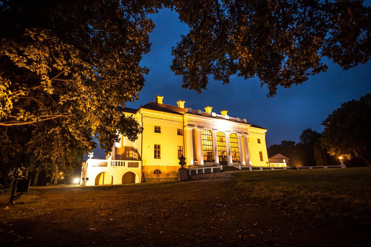 Pakruojis Manor'S Palace Boutique Hotel Dış mekan fotoğraf